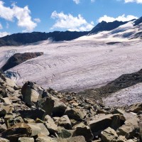 Wilde Leck 19: Blick bergab auf den Gletscher.