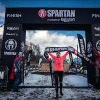 Petra Eitzinger gewinnt den das Winter Spartan Race 2020  (c) Spartan Race