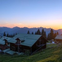 Die Vorderkaiserfeldenhütte im Kaisergebirge