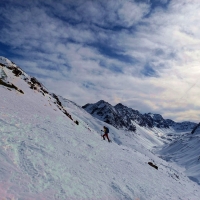 Kraspesspitze Skitour 12: Im Hintergrund der Süden Richtung Italien.