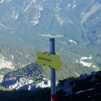 Großer Buchstein - Westgrat: Nun geht es nicht mehr den Normalweg entlang sondern Richtung Klettersteig Südwandband