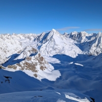 Skitour Murkarspitze 16: Blick von der Murkarspitze zum Schrankogel.