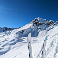 Skitour Tagweidkopf 12: Blick von der geschafften Fernpassrinne zum Tagweidkopf.