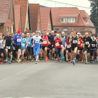 Start 4,8 und 10 Kilometer (Mühlenlauf 2017) (C) Hartmut Pankow, TSG Wittenburg e.V.