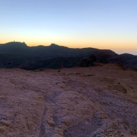 Roque Nublo 12: Blick zurück auf das Gipfelplateau
