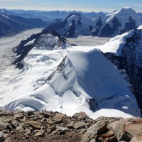 Jungfrau-Normalweg-24: Blick auf die Auf- und Abstiegsroute