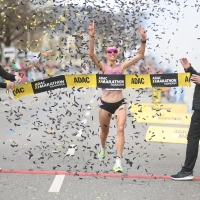 Hannover Marathon 2026: Domenika Mayer feierte einen großen Sieg.