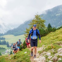 Der Naturpark Karwendel bietet den malerischen Schauplatz für dieses „Volksfest für Wander- und Berglaufbegeisterte“.