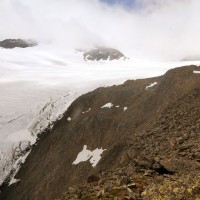 44: Am nächsten Tag Blick zurück. Der Gletscherweg war bereits bei schlechter Sicht geschafft.