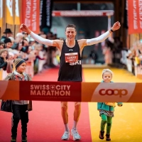 Lukas Hollaus siegt beim SwissCityMarathon Lucerne 2025