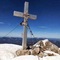 Lugauer Überschreitung 26: Gipfelkreuz