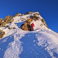 Skitour Kuhscheibe 06: Die letzten Meter zu Fuß bis zum Gipfel.