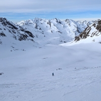 Skitour Schöntalspitze 25: Abfahrt. Kurz nach dem Steilhang bis zum Startpunkt durchgehend flach.