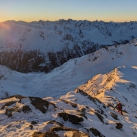 Kuhscheibe Skitour 12: Sonneunterang am Gipfel