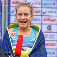 Julia Mayer läuft mit 15:45,2 min neuen Österreichischen Rekord über 5km. Foto: Agentur Diener/Österr. Frauenlauf