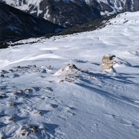 Skitour Hippoldspitze 12: Blick zurück auf den verblasenen und eisharten Schlussanstieg.