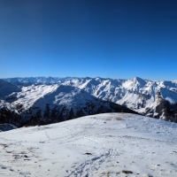 Skitour Hippoldspitze 19: Panorama vom Gipfel.