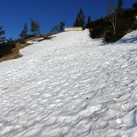 Großer Buchstein - Westgrat: Die Route ist hervorragend markiert, nur die Schneereste machen nun die Wegfindung etwas schwieriger