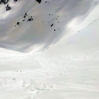 Sulzkogel Skitour 40: Vor dem Steilnahng löse ich noch ein Schneebrett aus, dann fährt sichs etwas beruhtiger bergab ;)