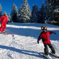 Ski enfants Chamrousse ©OTEG