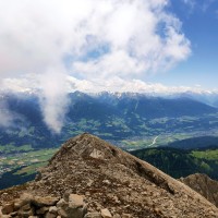 Hochnissl 03: Blick vom Gipfel auf die Inntal-Autobahn