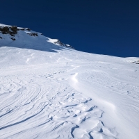 Skitour Glockturm 17: Unverspurter Aufstieg bei komplizierten Schneeverhältnissen - mal weich, mal sehr fest.