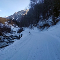 Kraspesspitze Skitour 01: Von Niederthai führen die ersten knapp 6 km sanft bergauf zur Schweinfurter Hütte