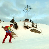 Largoz Wanderung 09: Gipfel mit Kreuz