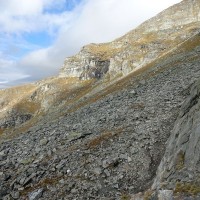 Bergtour-Ankogel-29: Nun geht es sehr lange am Fuße des Ankogels entlang