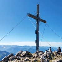 Hackenköpfe Überschreitung 19: Scheffauer Gipfelkreuz