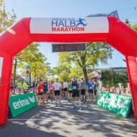 Wedel Halbmarathon 2018 (C) BMS - Die Laufgesellschaft